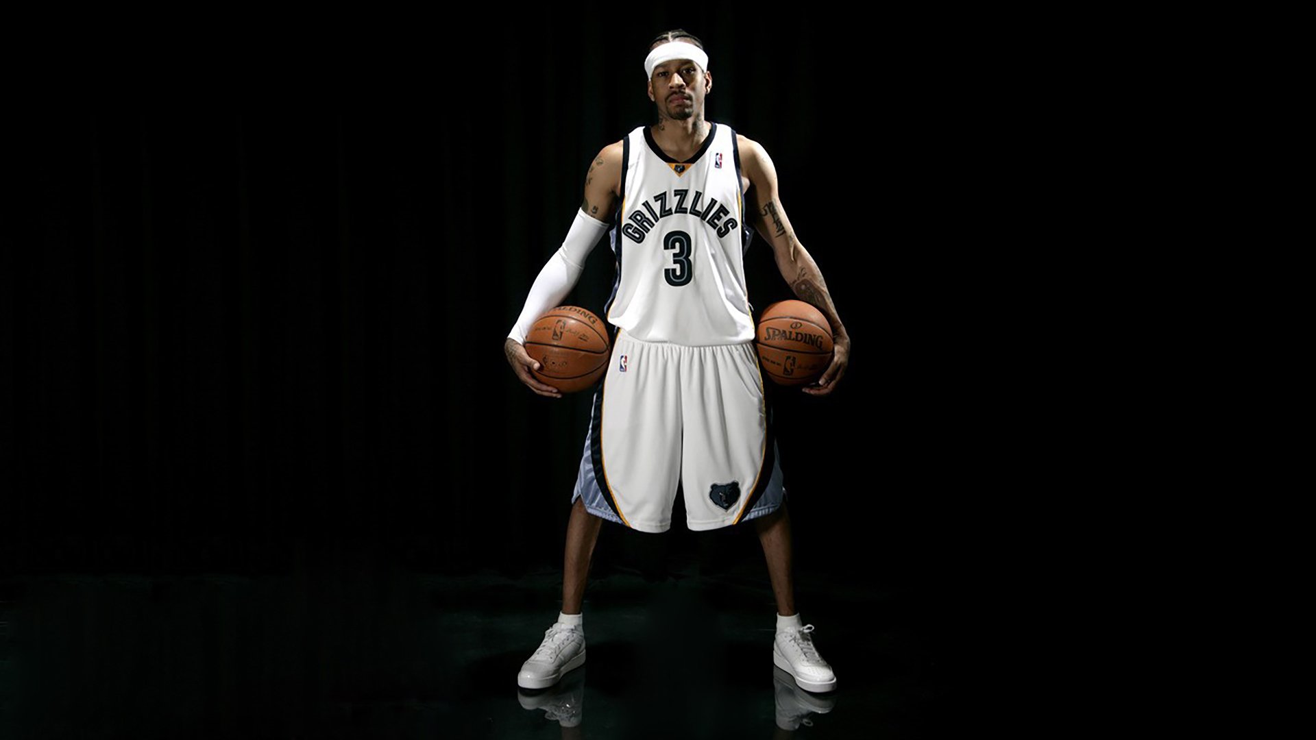 湖人对阵奇才伤病报告:安东尼·戴维斯出战成疑,安东尼戴维斯与湖人签约多久